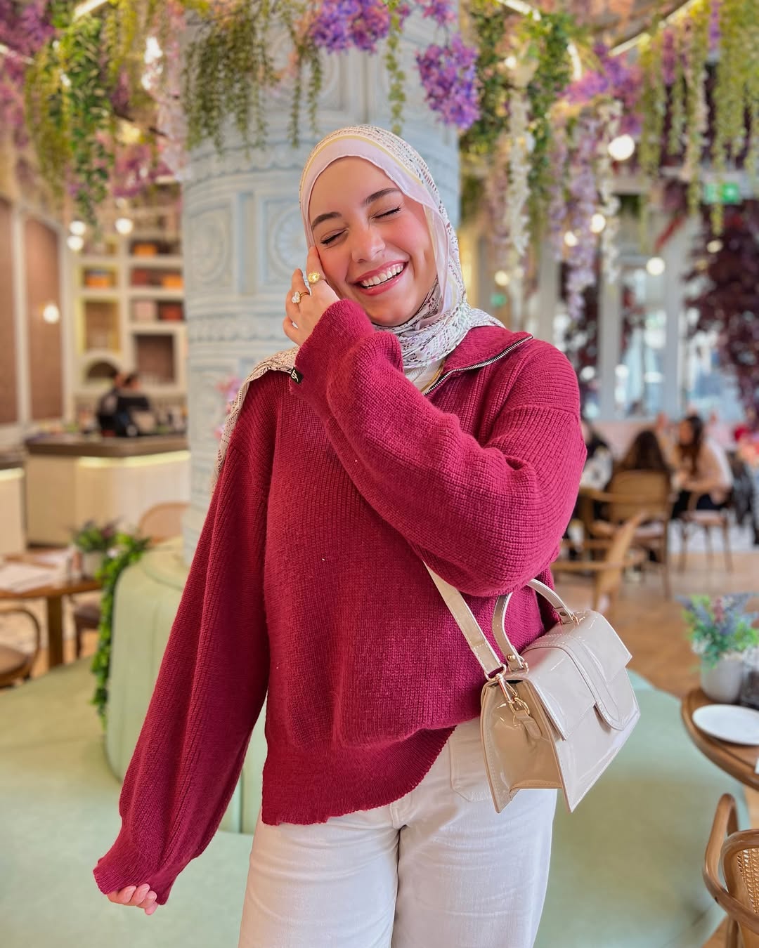 Zipper sweater